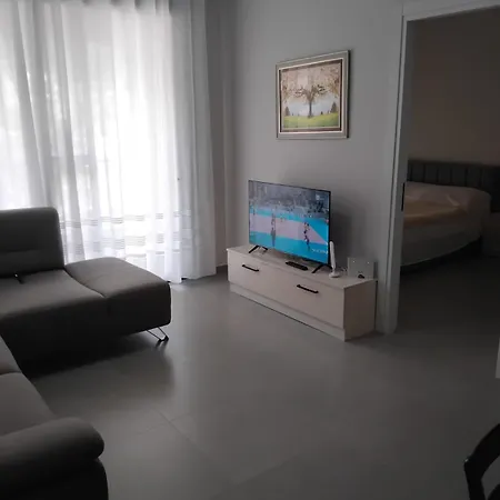 Leku Vlorë